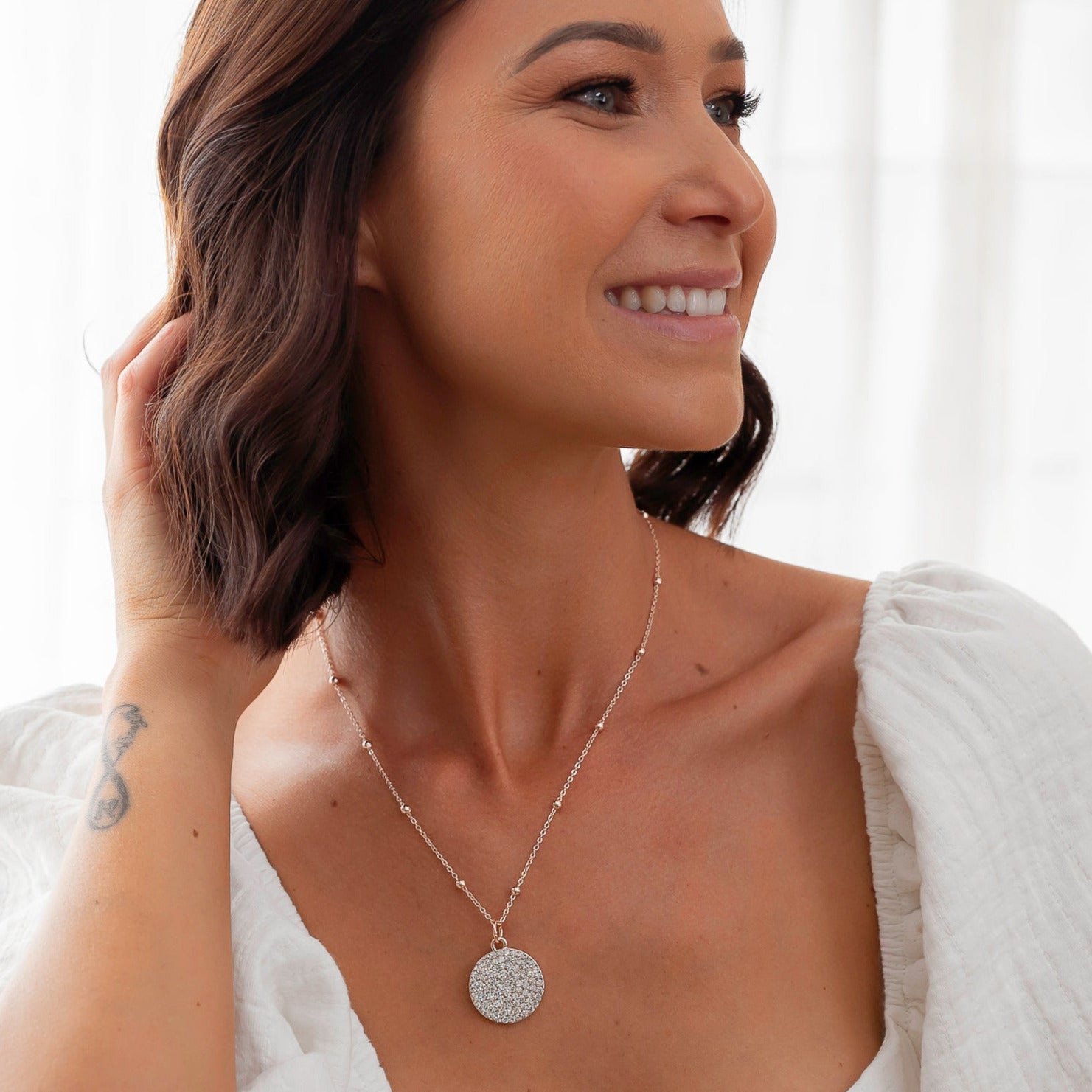 SHORT | Silver Bling Circle Pendant Necklace