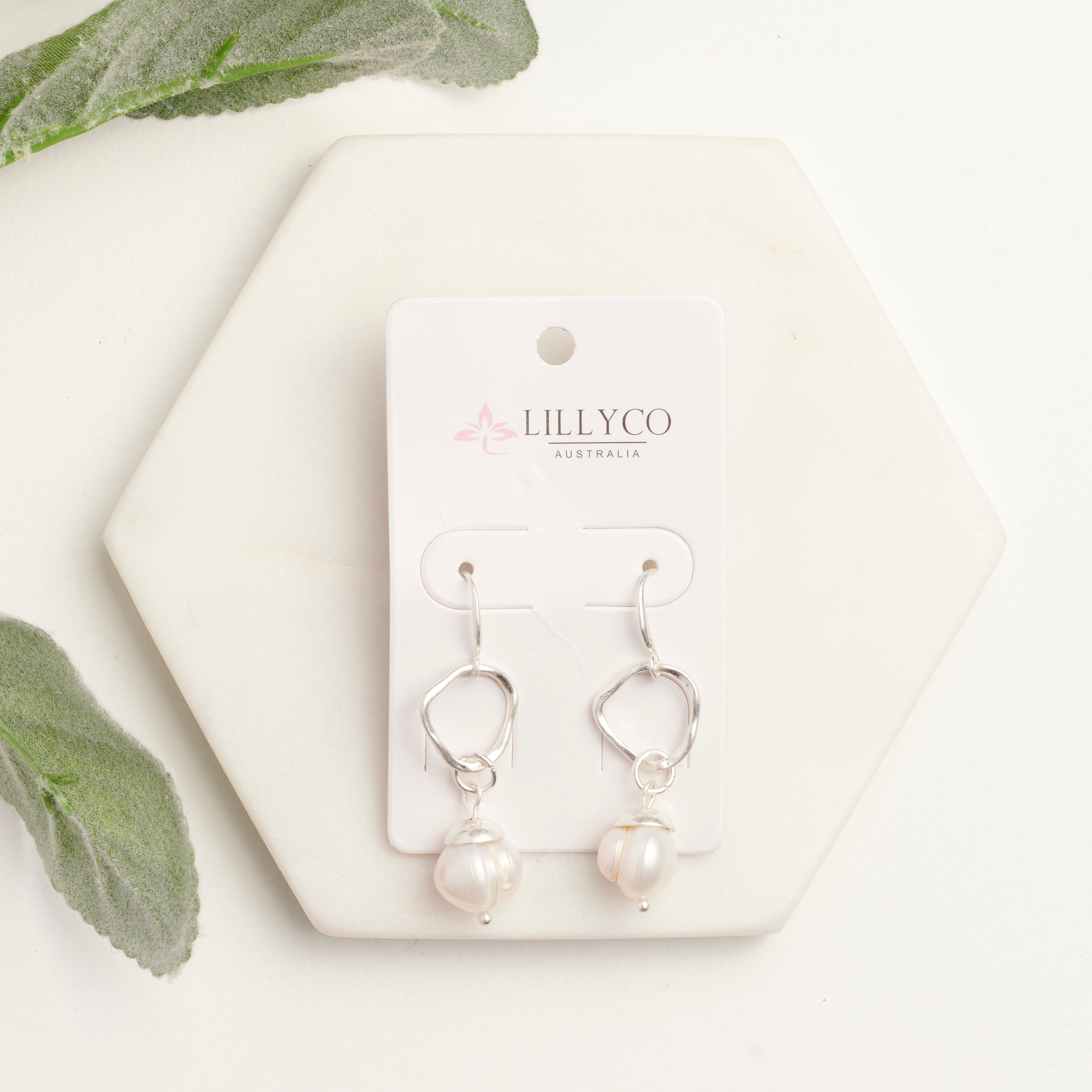 Matt Silver Ring & Pearl Earring | LAST ONE