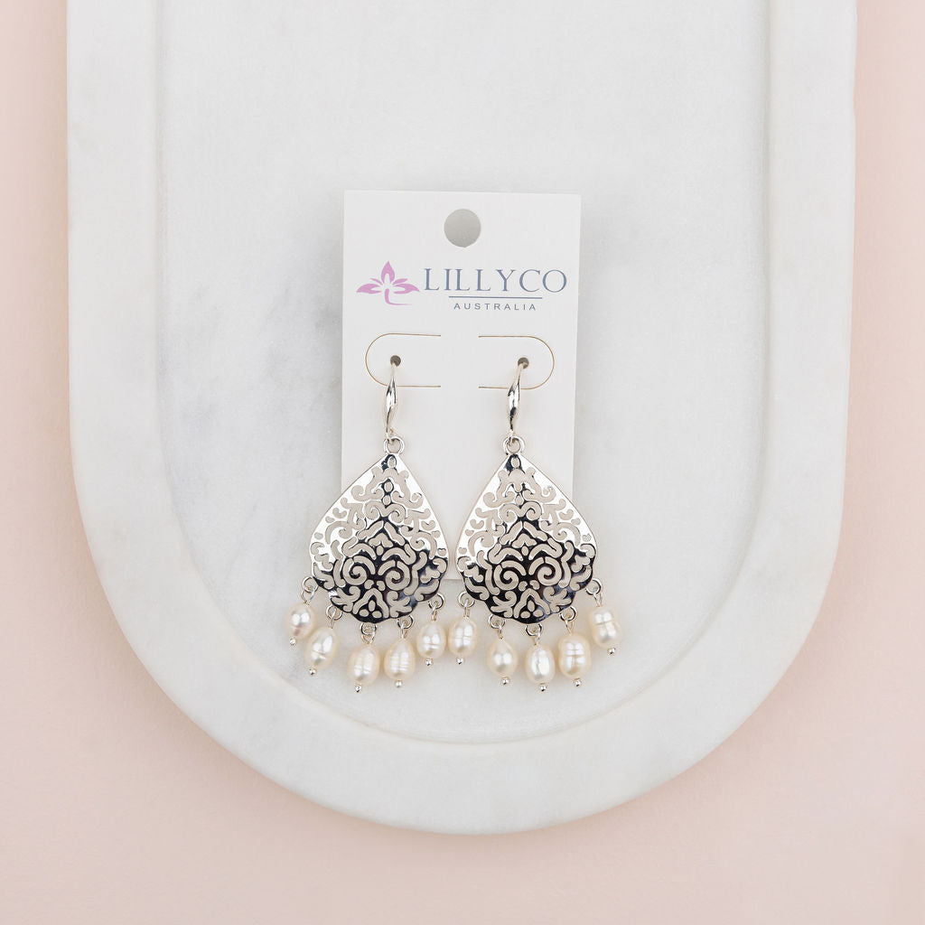Silver Dangly Pearl Earring