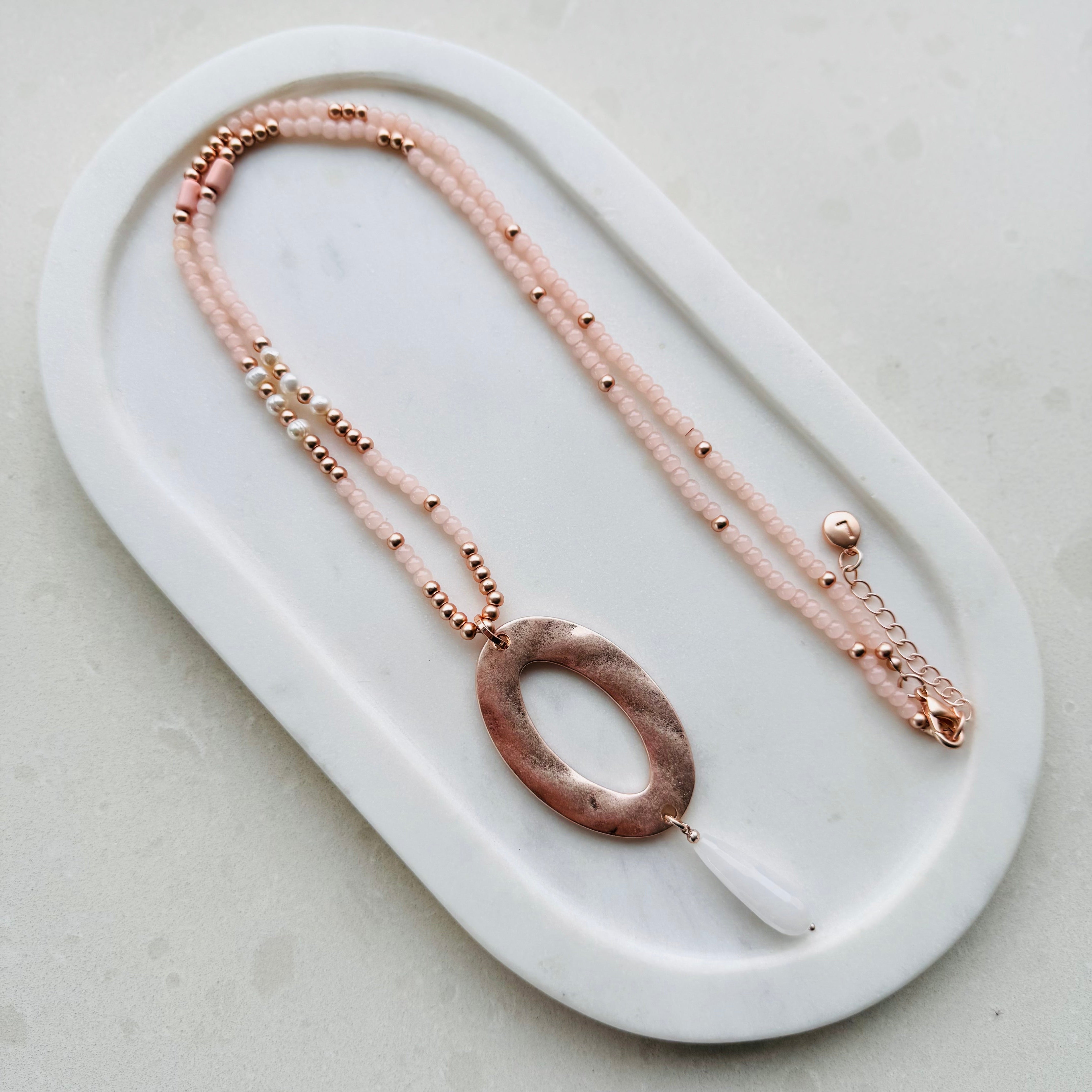 Rose Gold Oval w Pink Stone Beads Necklace