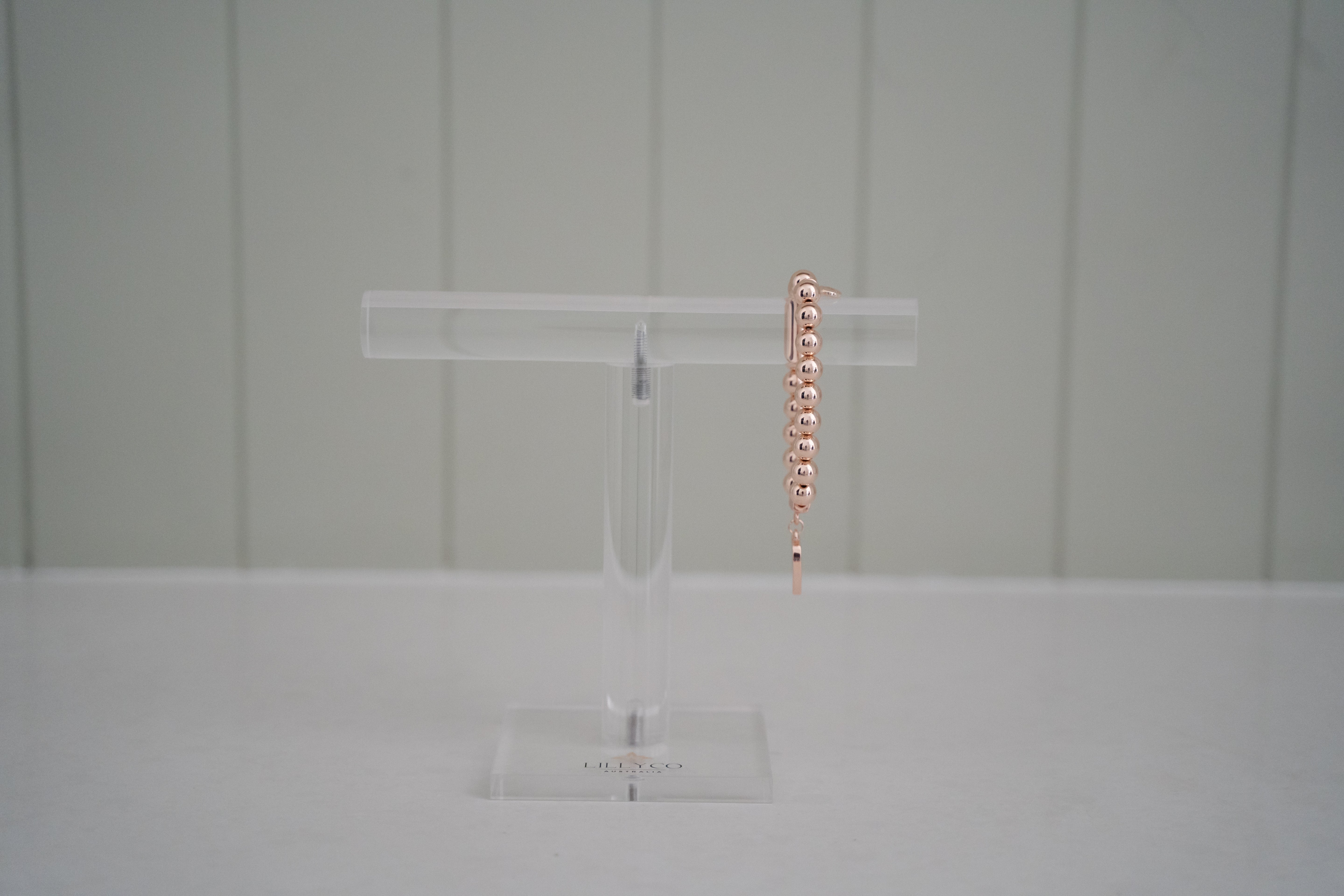 Clear Acrylic Bracelet Stand | Lillyco AUSTRALIA
