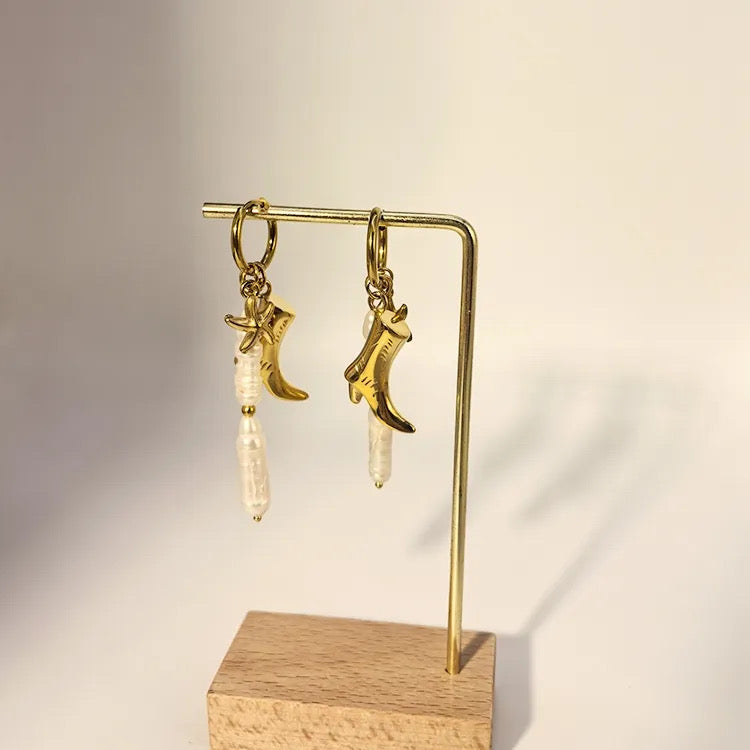 Cowgirl Boots Charm Gold Earrings