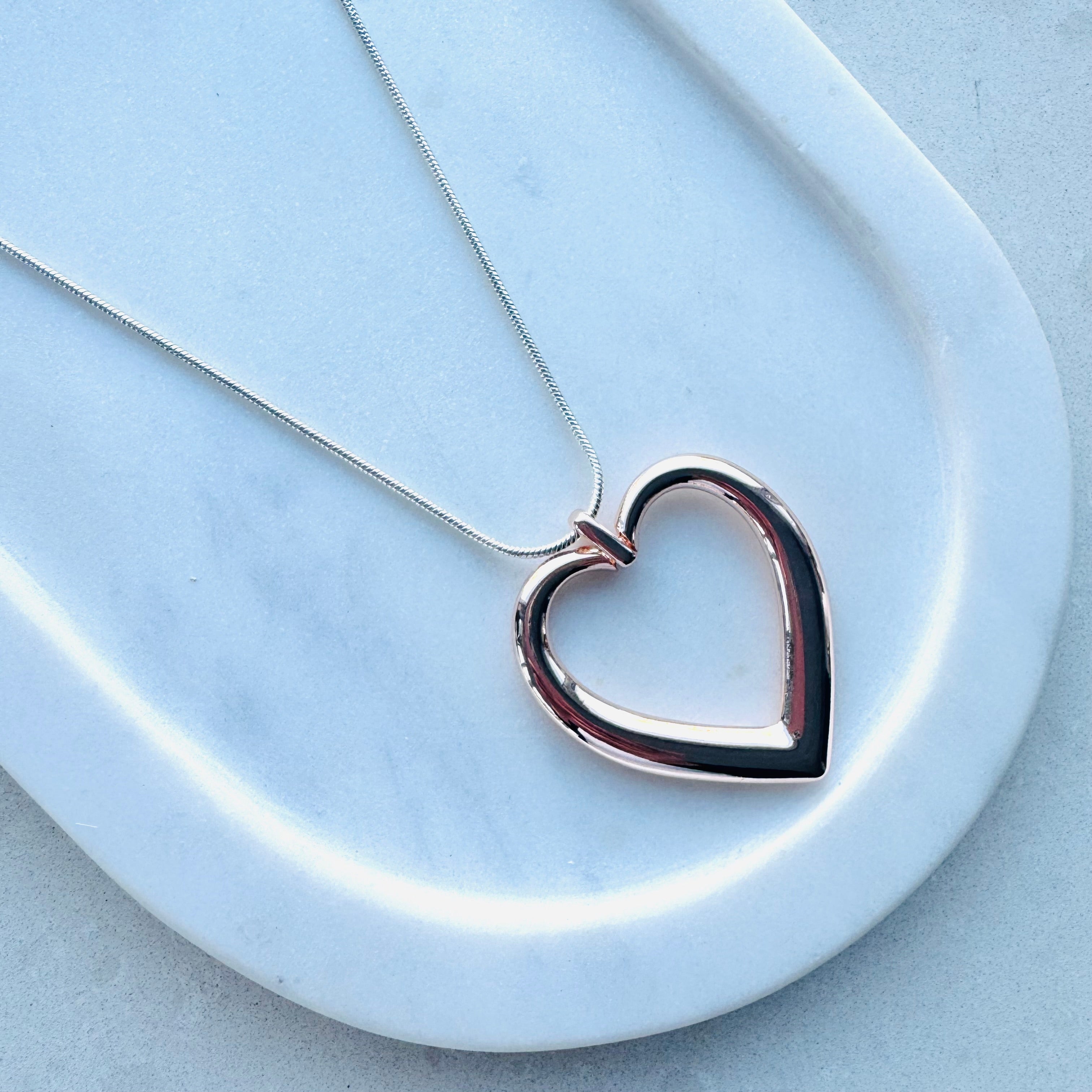 SHORT | Mixed Large Open-Heart Necklace