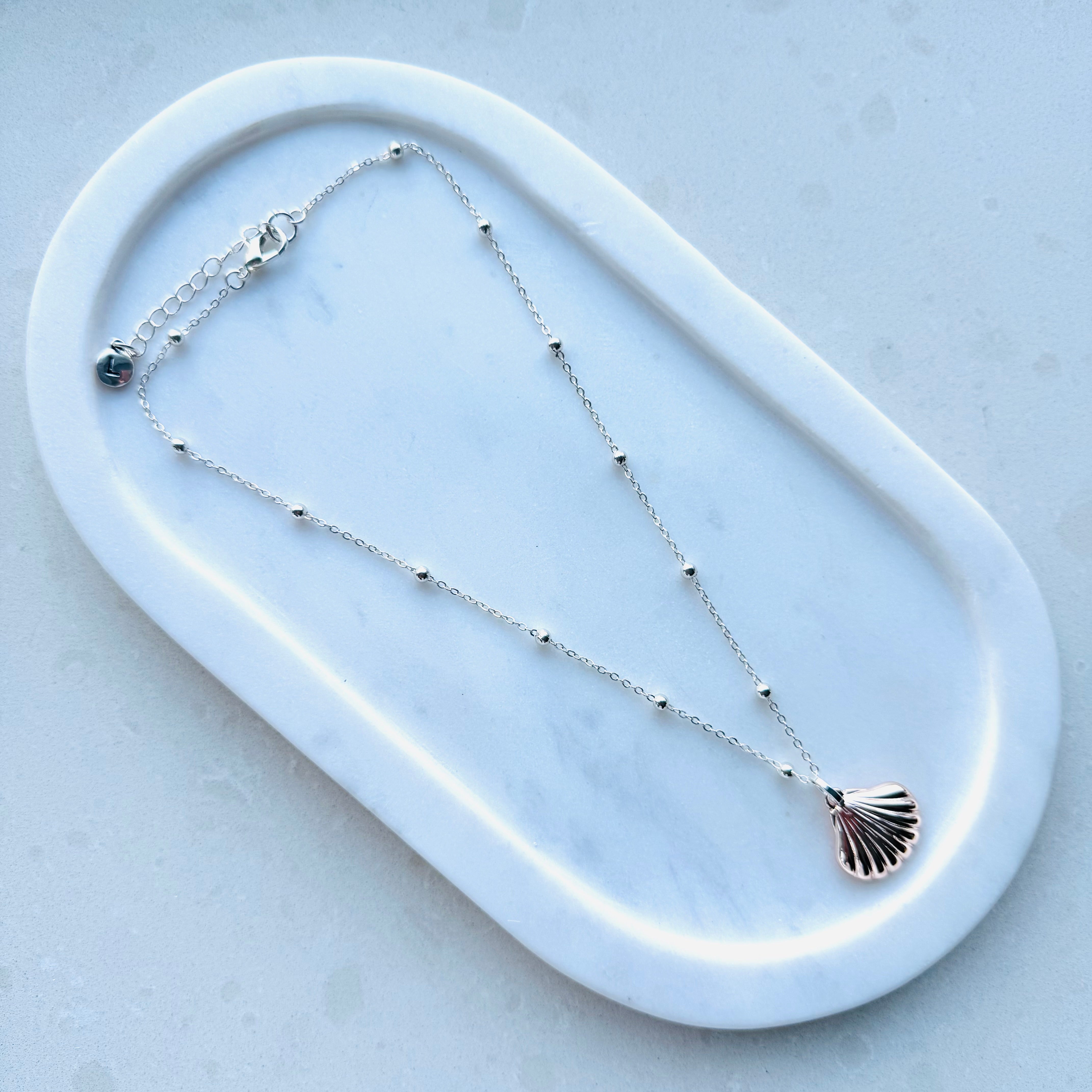 SHORT | Rose Gold Shell on Silver Chain Necklace