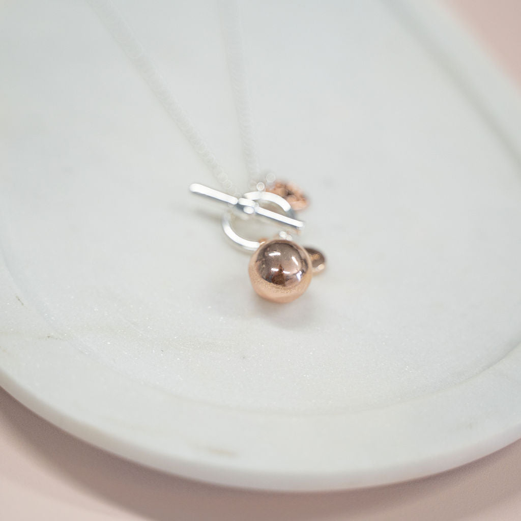 SHORT | Rose Gold Ball with Silver Necklace