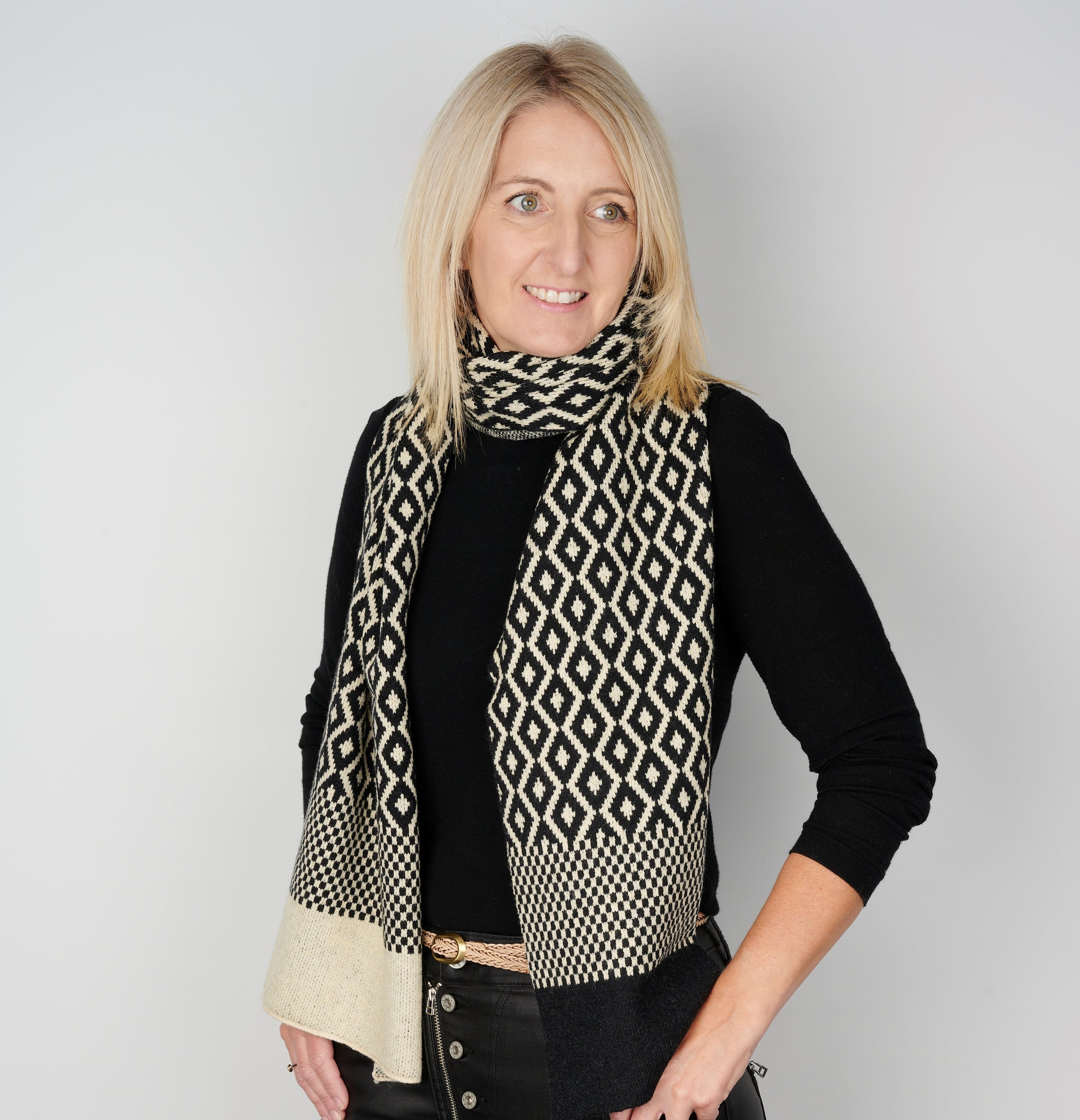 Winter | Ladies Black & Cream Stripe Scarf