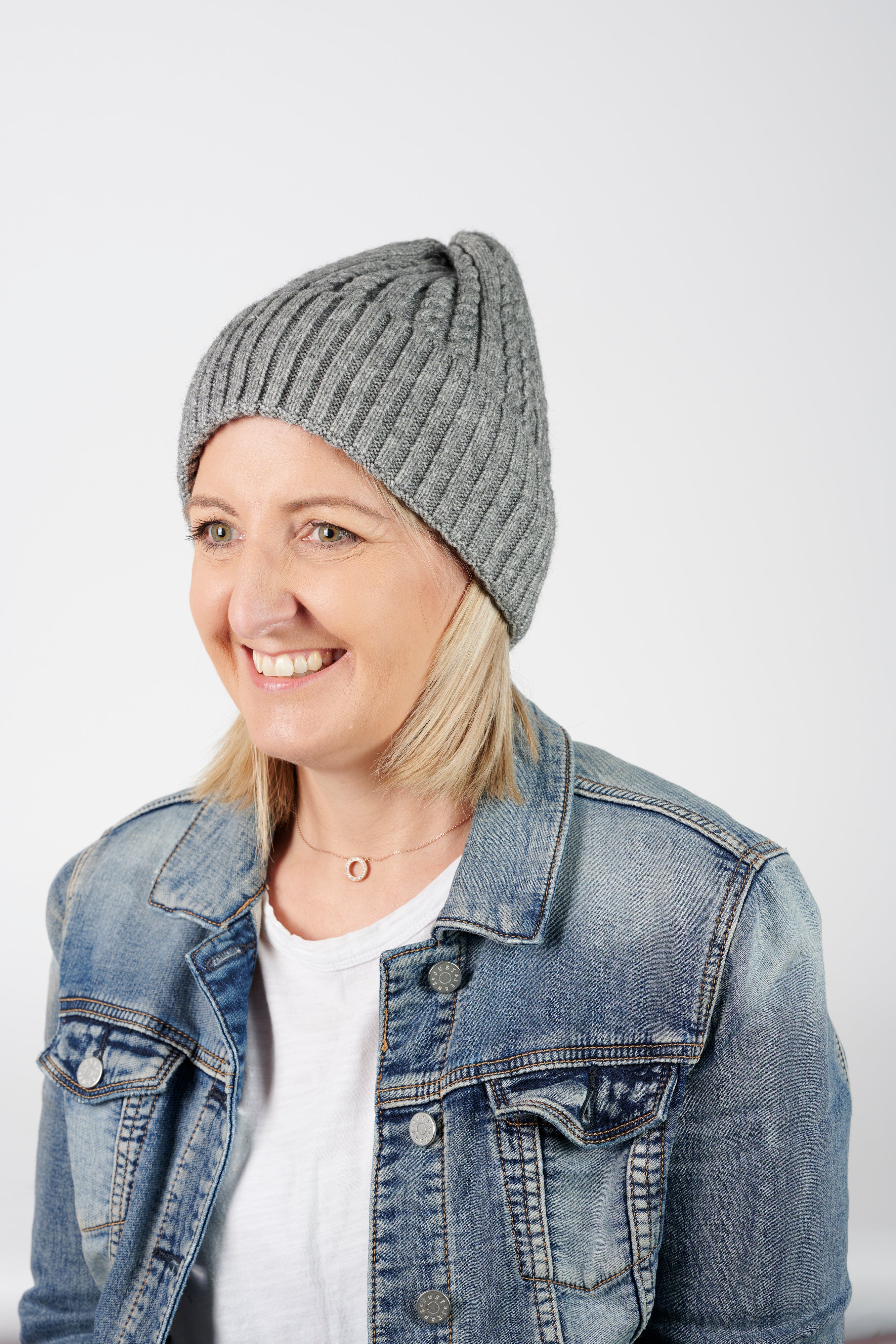 Ladies Grey Rib Beanie