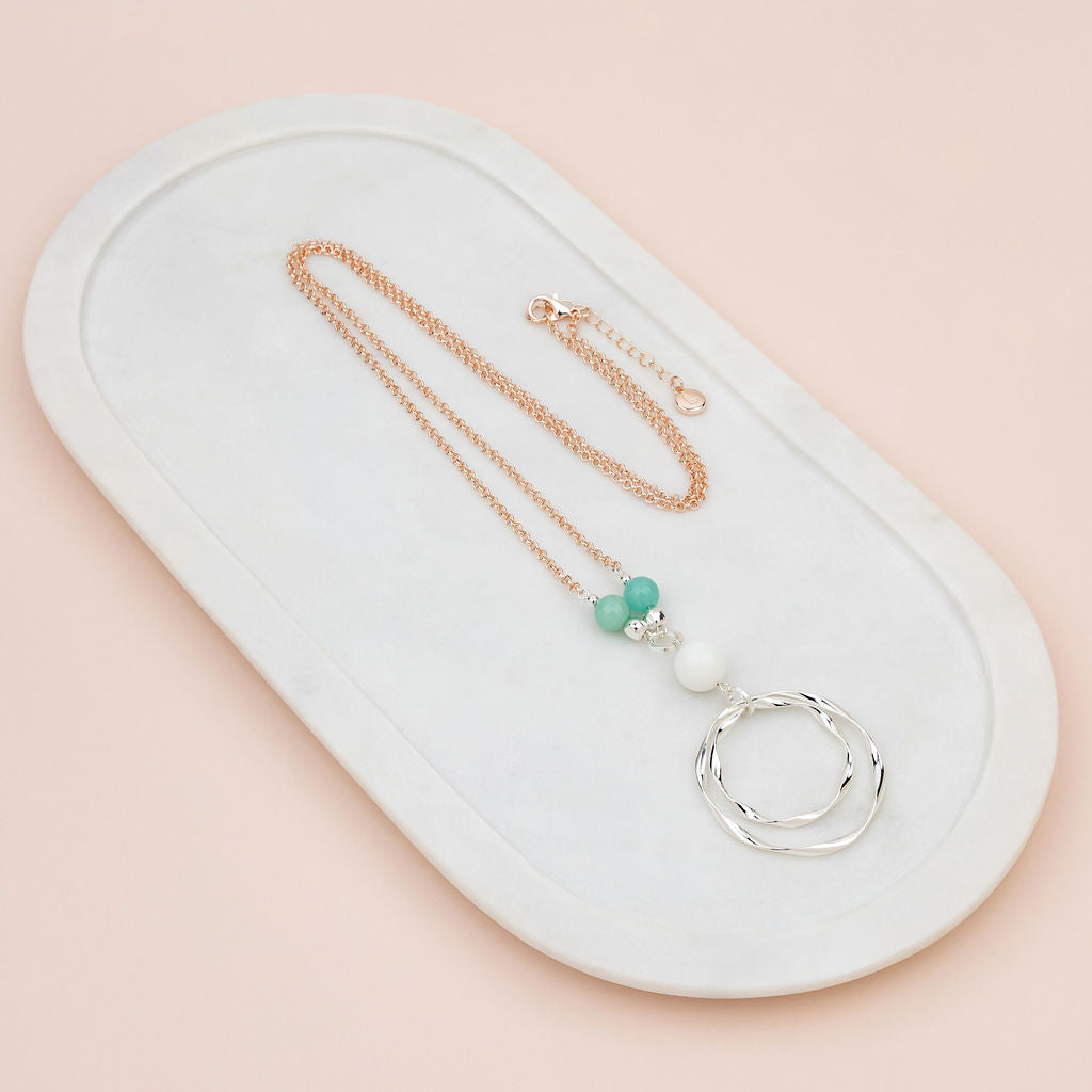 Circle w Turquoise & White Beads Necklace