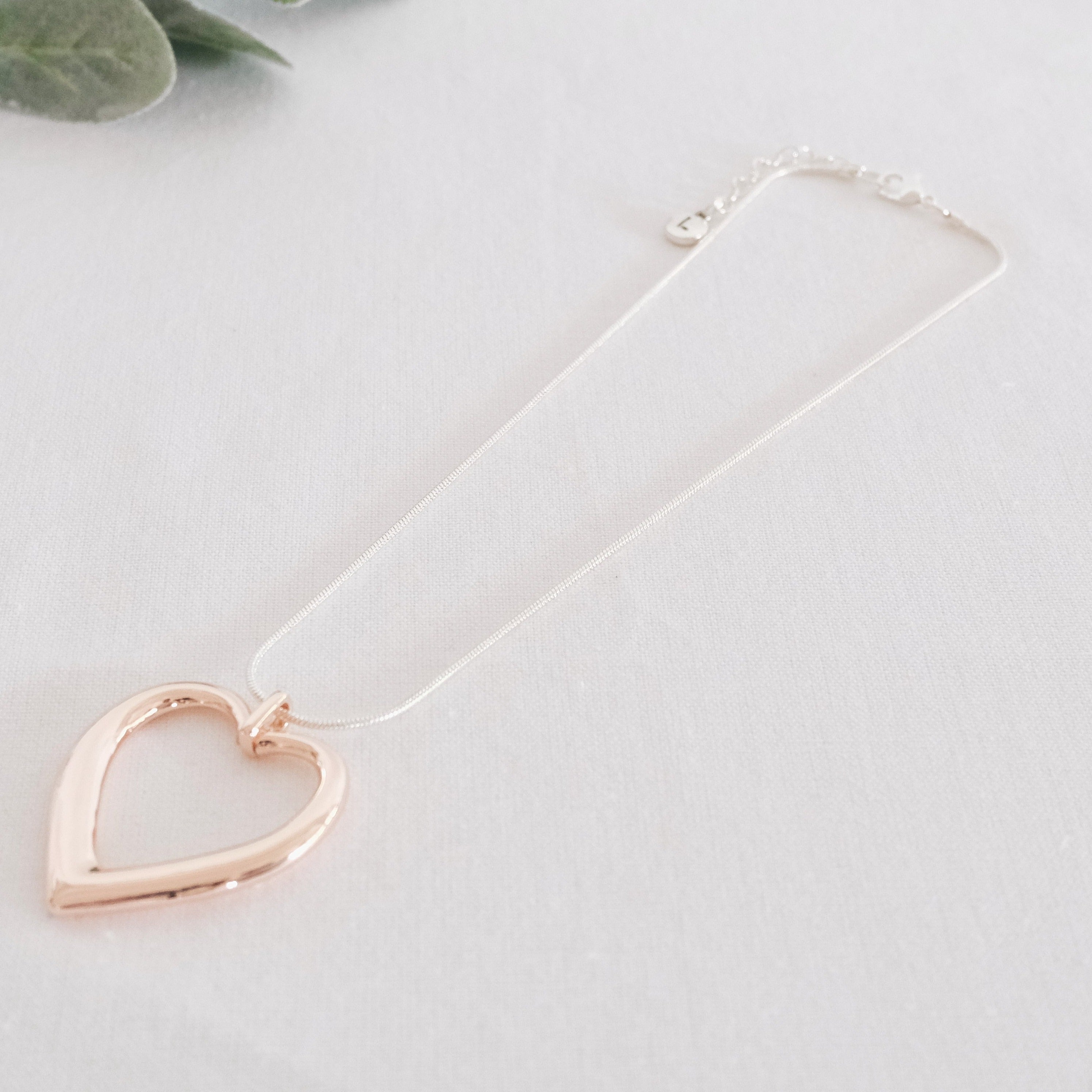SHORT | Mixed Large Open-Heart Necklace