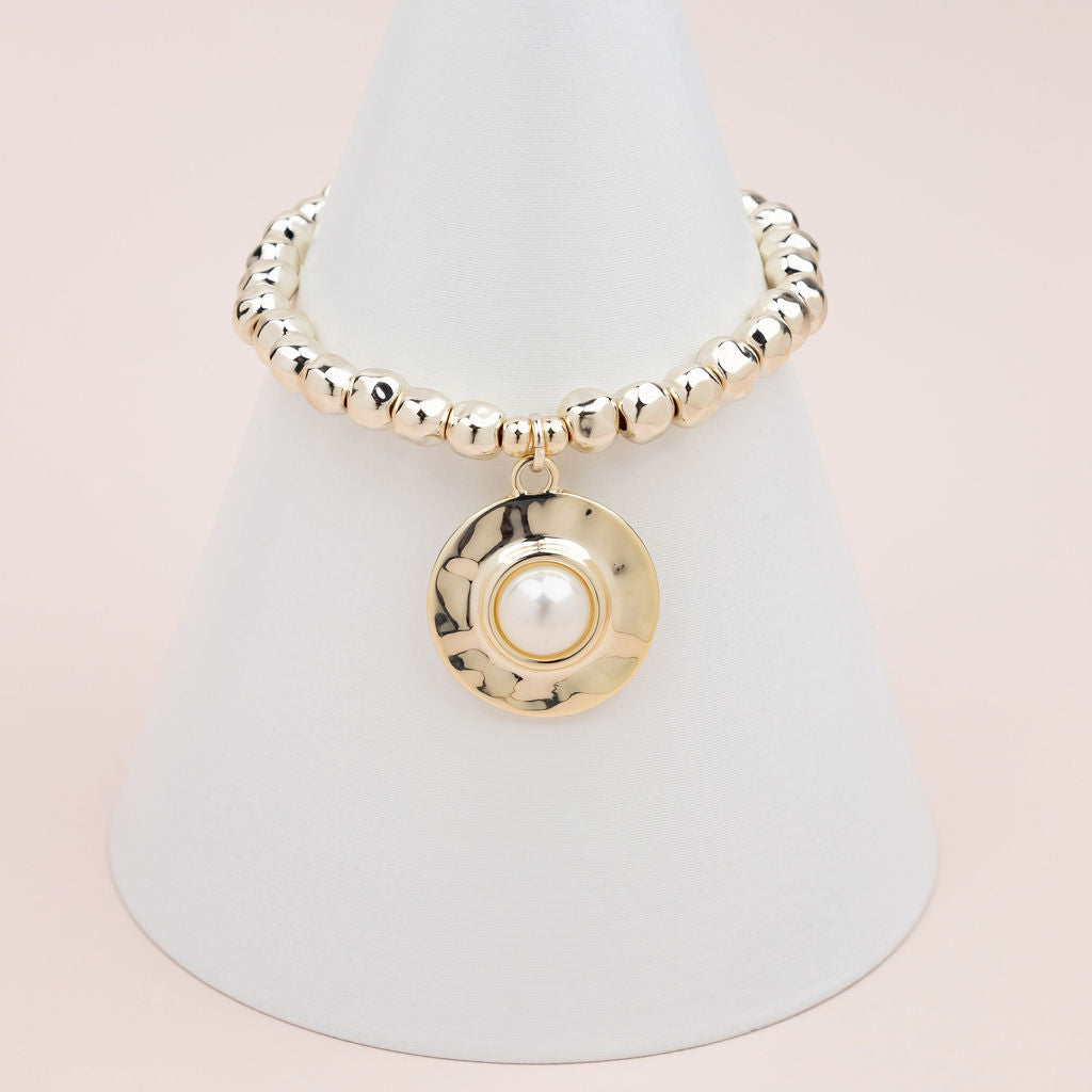 Elegance Light Gold Pendant with Pearl Bracelet
