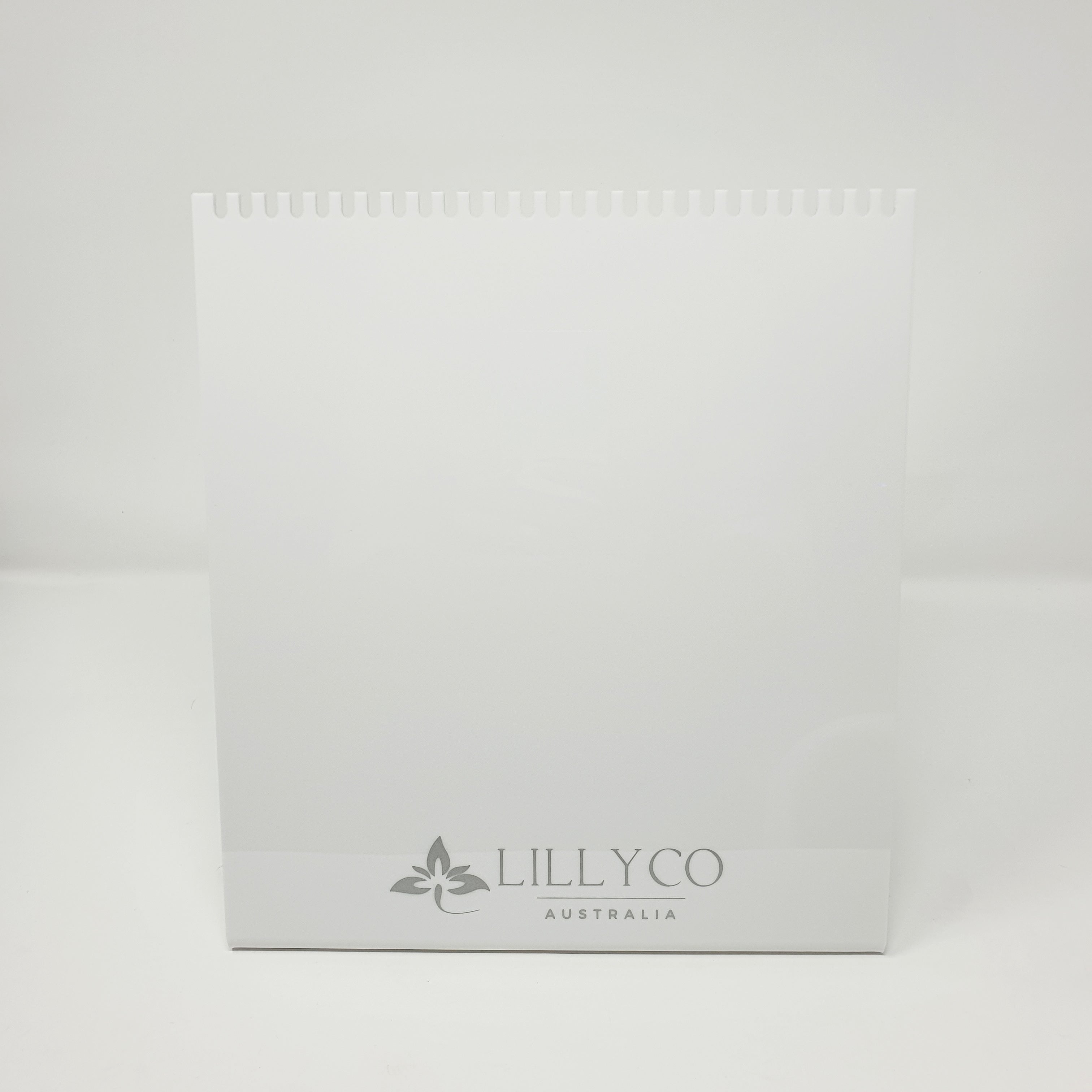 White Acrylic Short Necklace Stand | Lillyco AUSTRALIA