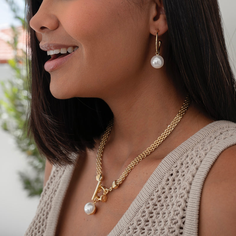 SHORT | Yellow Gold Chain with Double Sided Pearl/Metal Pendant Necklace