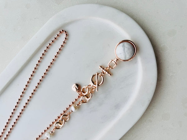 Rose Gold T/Bar White Howlite Bead Necklace