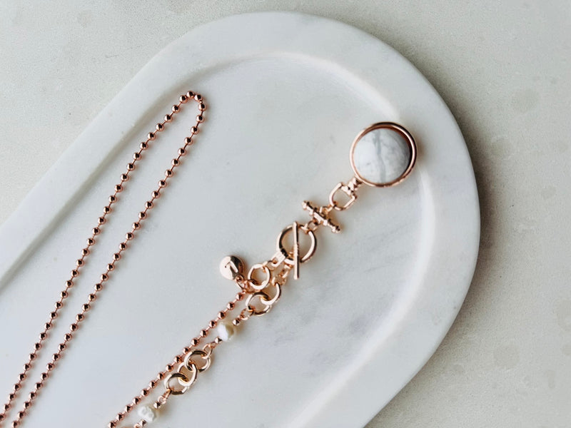 Rose Gold T/Bar White Howlite Bead Necklace