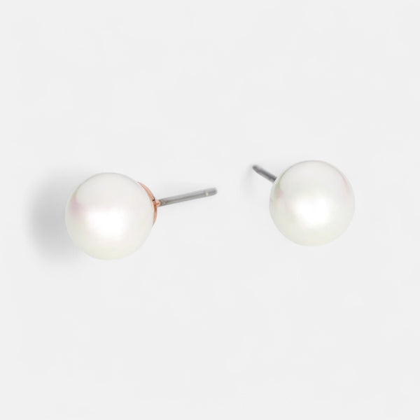 Fine | White Pearl Stud Earring