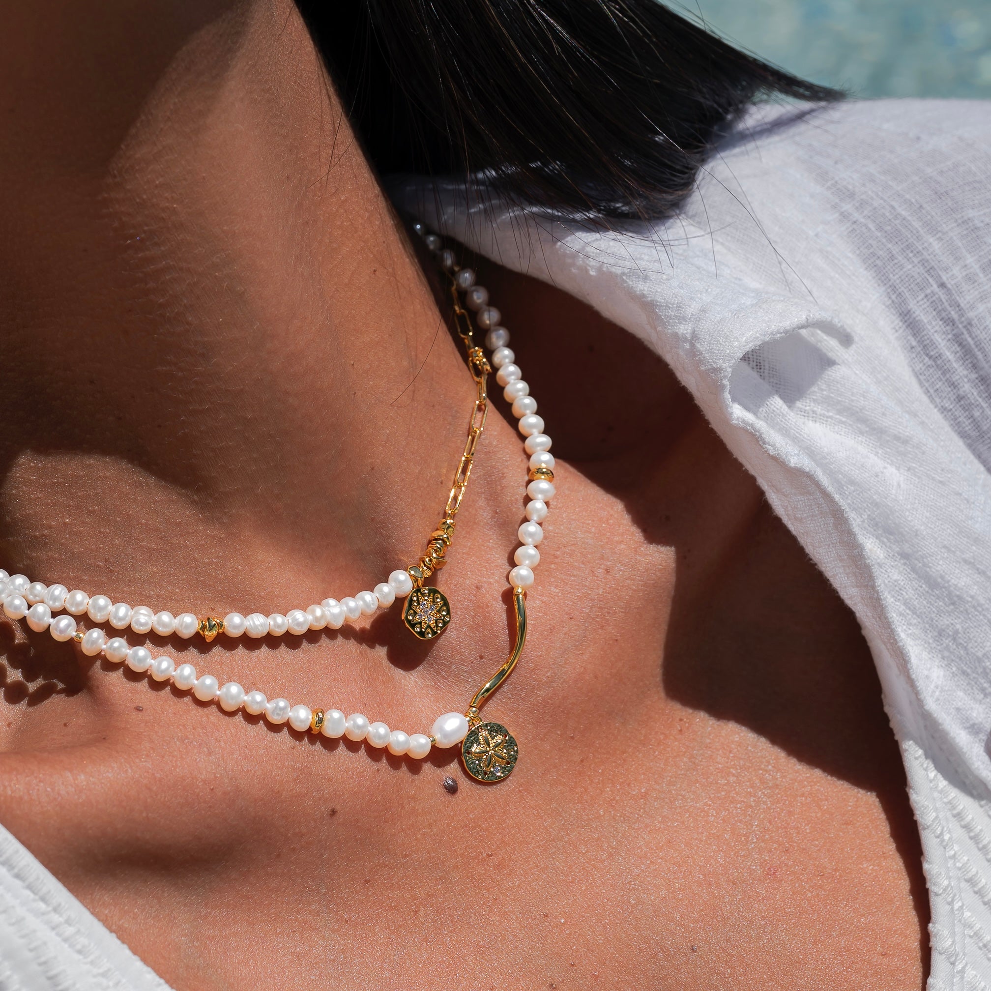 Pearl and 14K Gold Link Chain Short Necklace