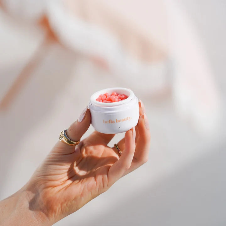 Bella Beauty Pro - Portable Mini Wax Heater & Amore 100g Wax
