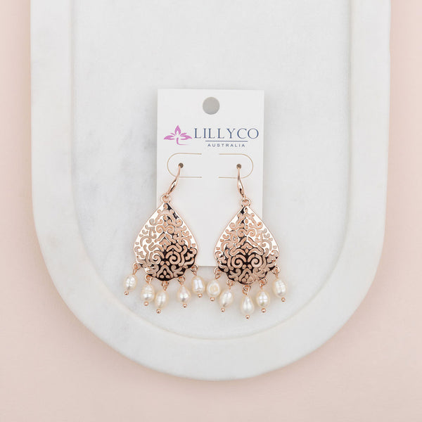 Rose Gold Dangly Pearl Earring