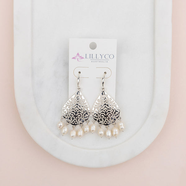 Silver Dangly Pearl Earring