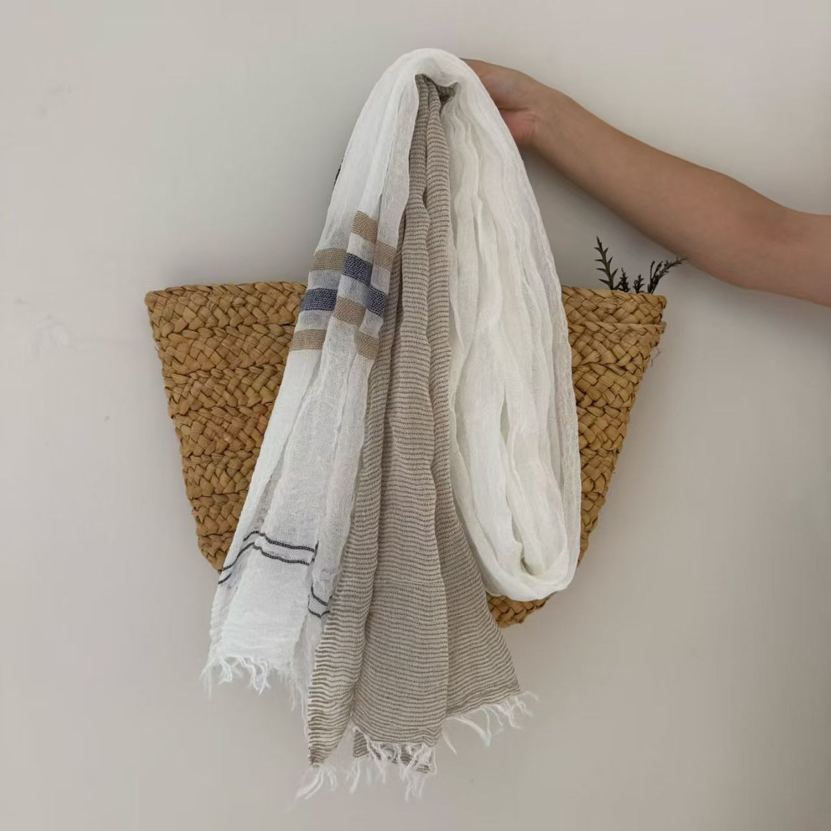 Ladies | White - Navy & Beige Stripe Scarf