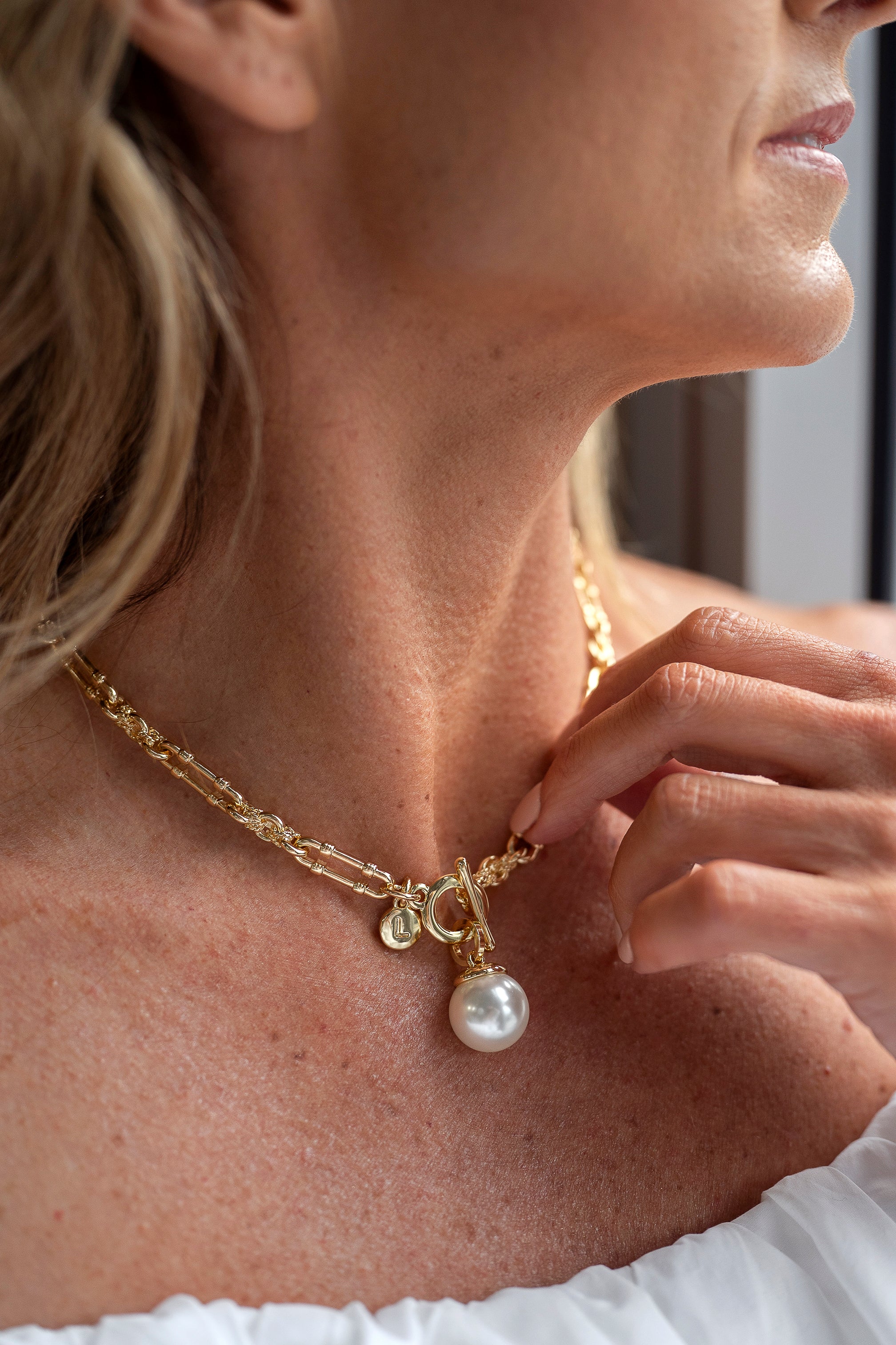 SHORT | Yellow Gold Single Pearl Necklace