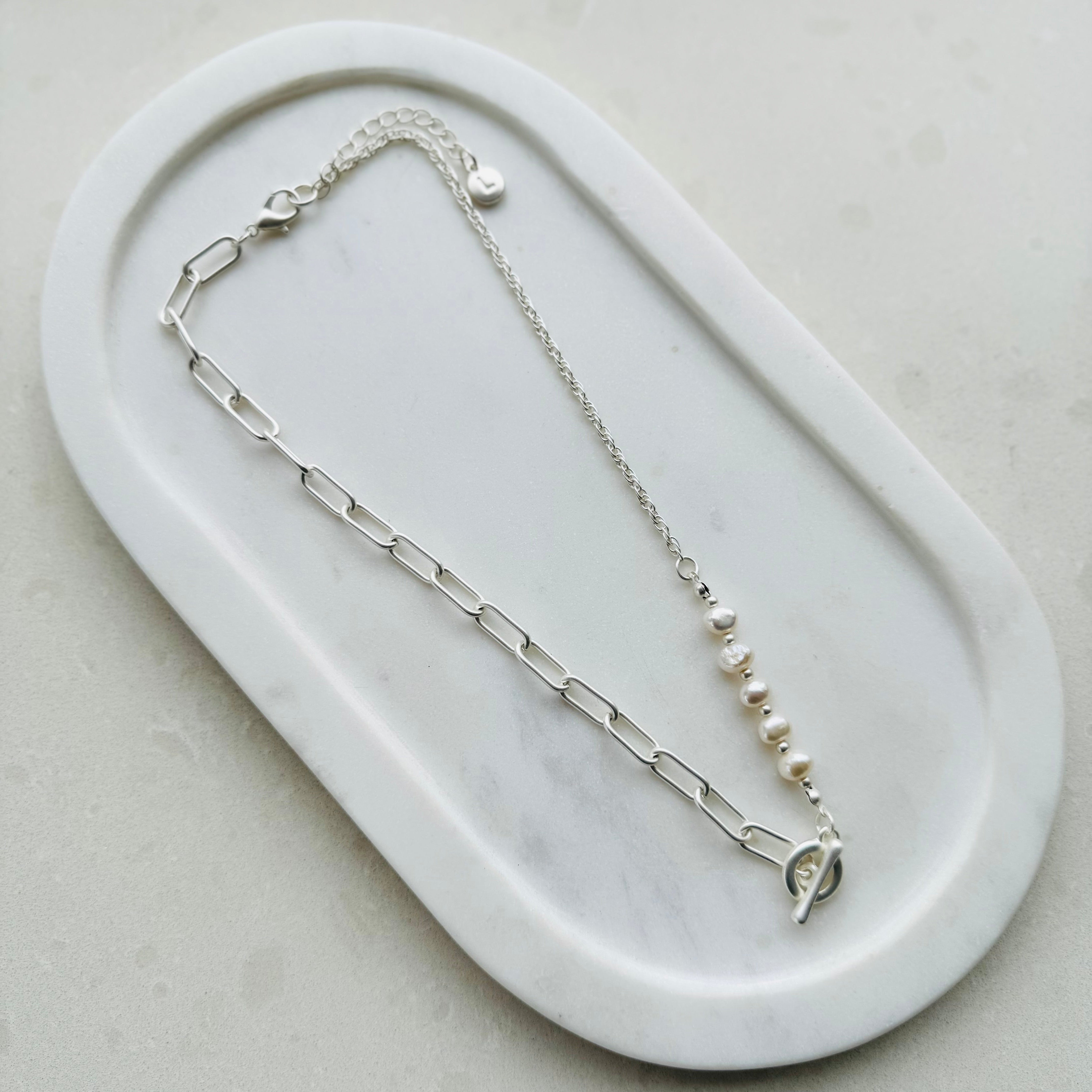 SHORT | Matt Silver Pearl Necklace