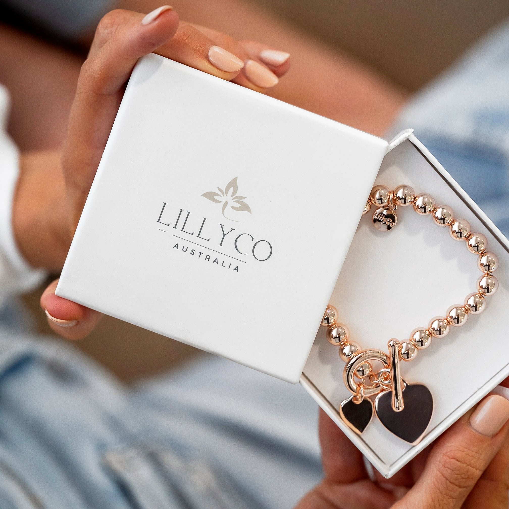 White Branded Gift Box & Branded Card Insert | Lillyco AUSTRALIA