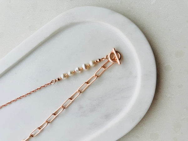 SHORT | Matt Rose Gold Pearl Necklace