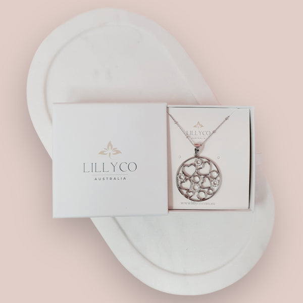 Fine | Boxed Silver Circle of Hearts Pendant Necklace