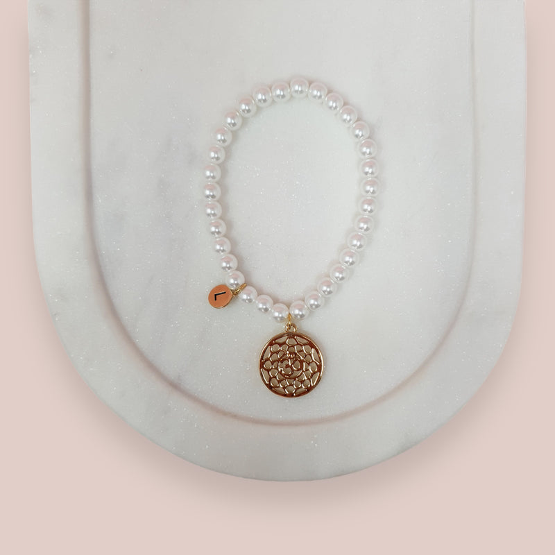 Fine | Pearl + Gold Pendant Bracelet