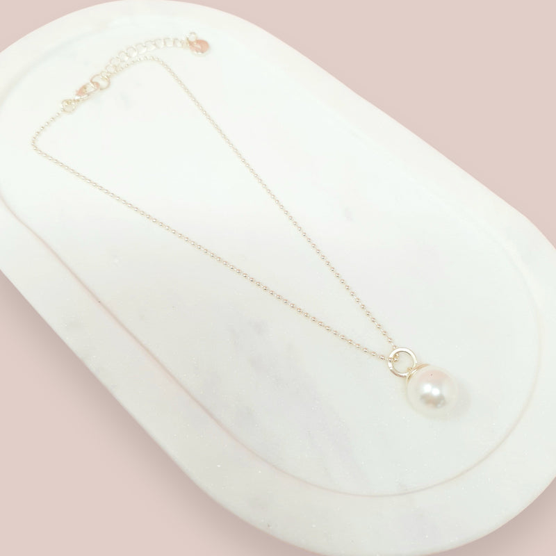 SHORT | Light Gold Single Drop Pearl Necklace