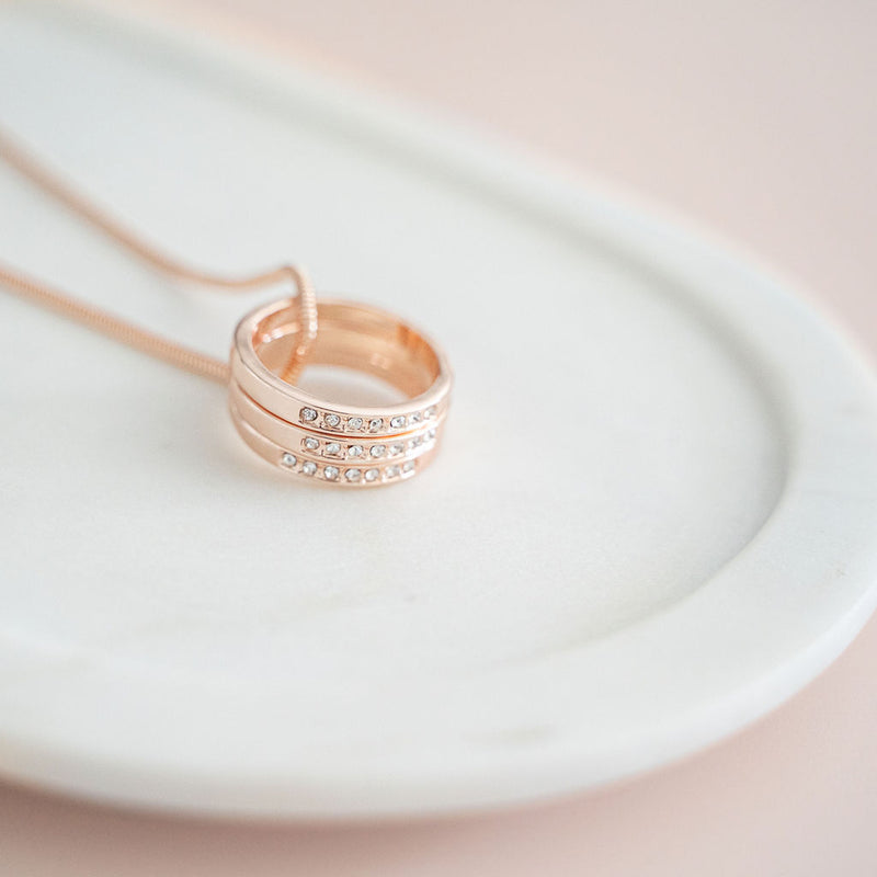 SHORT | Rose Gold 3 Ring with Cubic Zirconia's Necklace