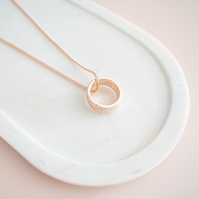 SHORT | Rose Gold 3 Ring with Cubic Zirconia's Necklace