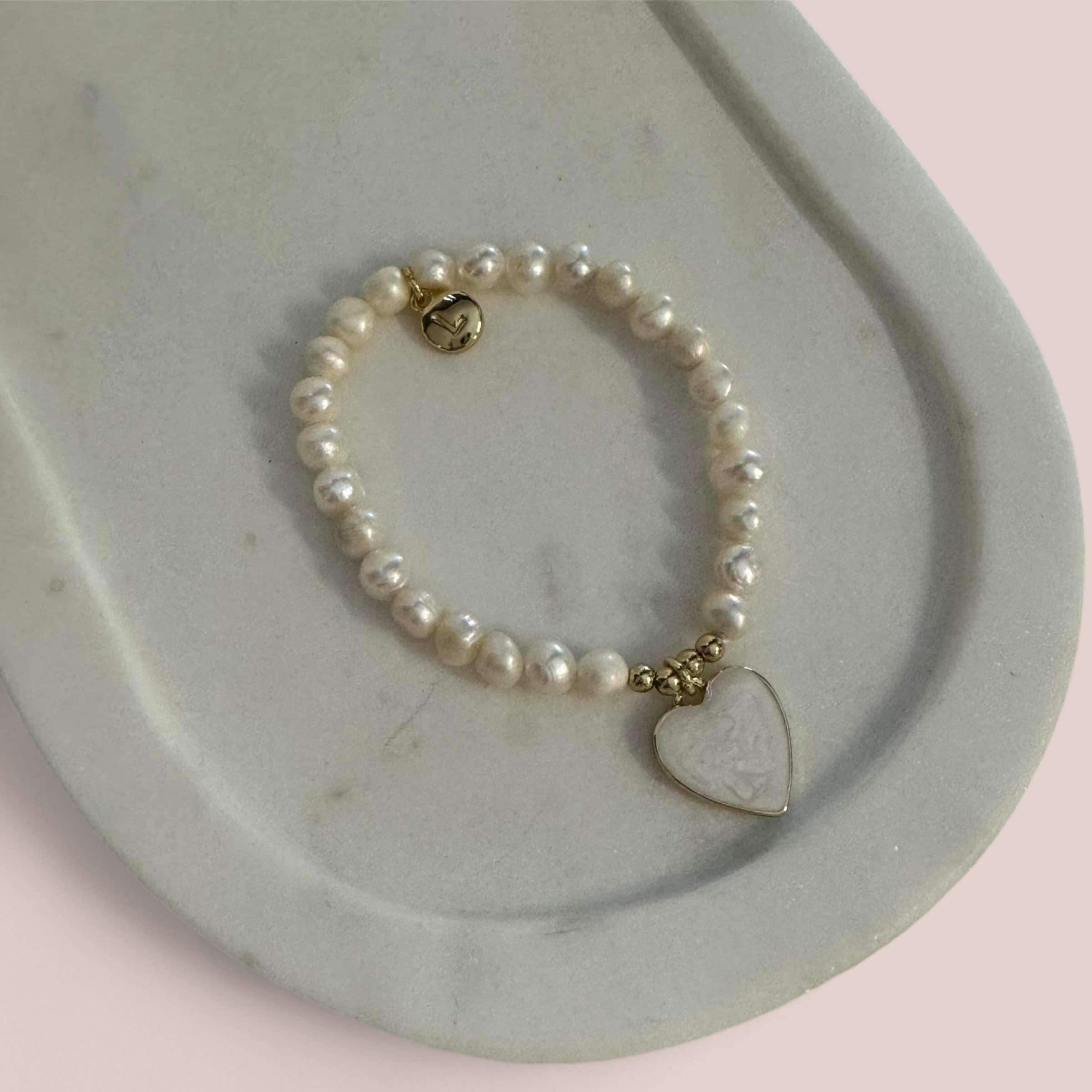 Yellow Gold & Pearl Heart on Fresh Water Pearls Bracelet