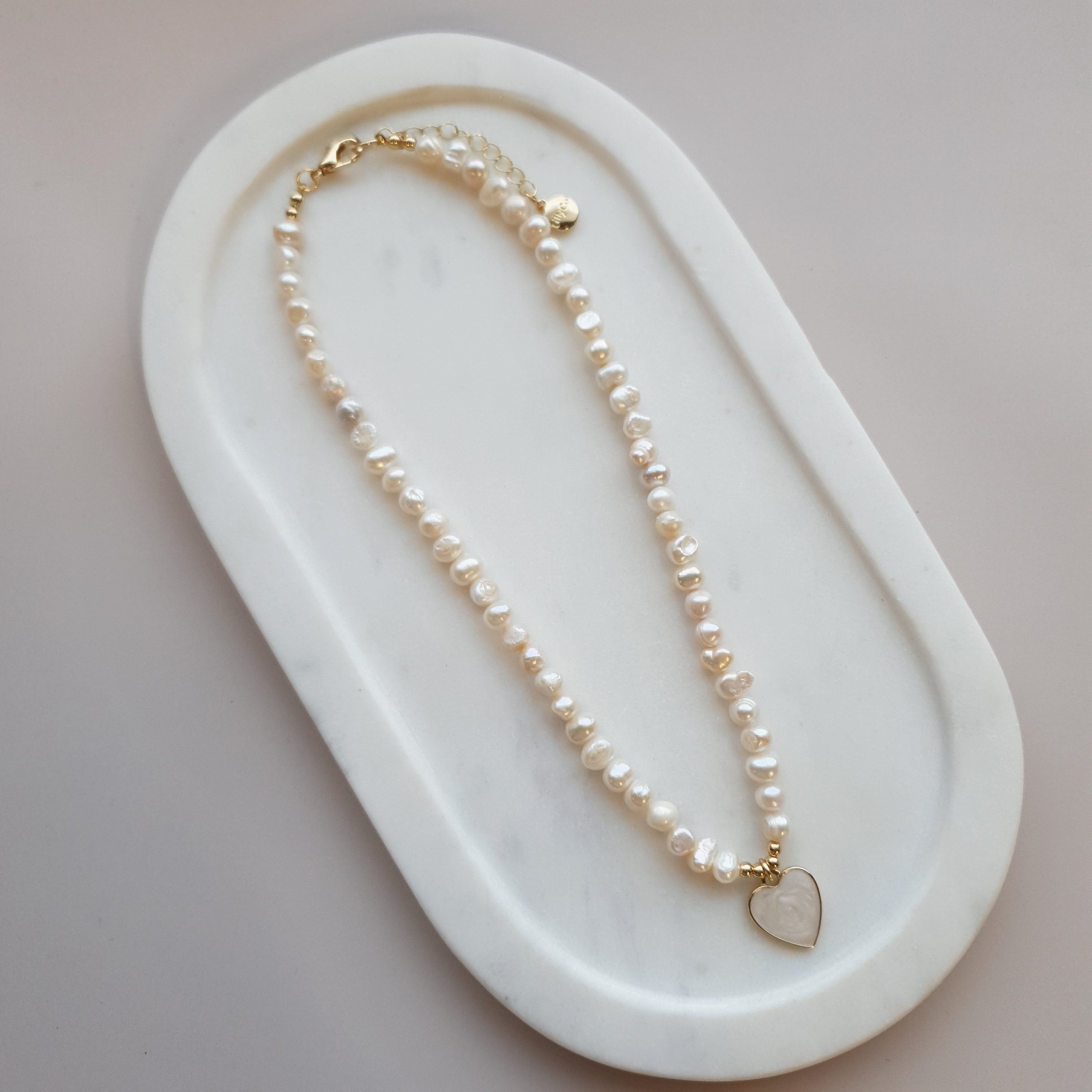 SHORT | Yellow Gold & Pearl Heart on Fresh Water Pearl Necklace