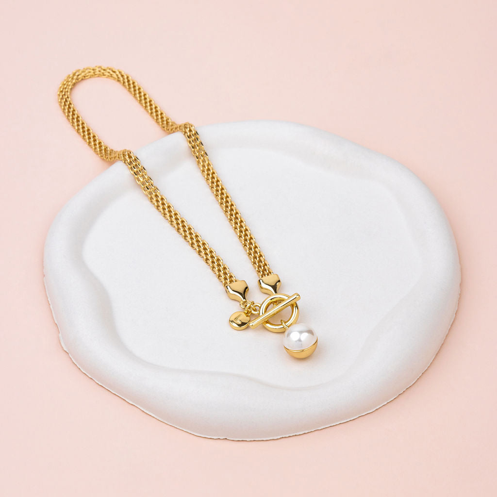 SHORT | Yellow Gold Chain with Double Sided Pearl/Metal Pendant Necklace