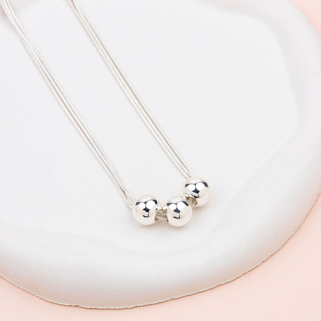 SHORT | Silver 3 Ball Necklace