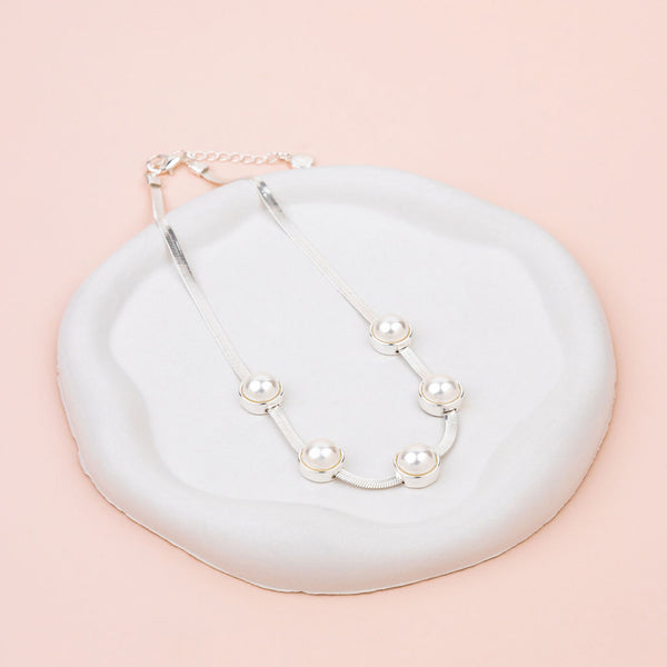 SHORT | Silver Wide Snake Chain with Pearls Necklace