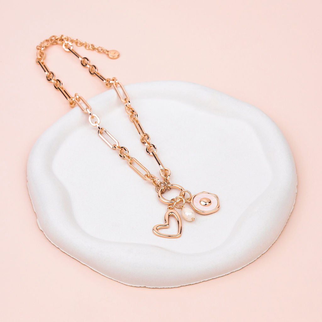 SHORT | Rose Gold Heart Pearl Charm Necklace