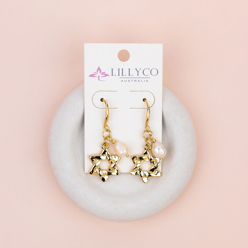 Yellow Gold Star Charm Earring