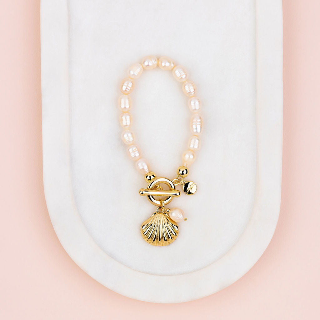 Yellow Gold Shell Fresh Water Pearl Bracelet