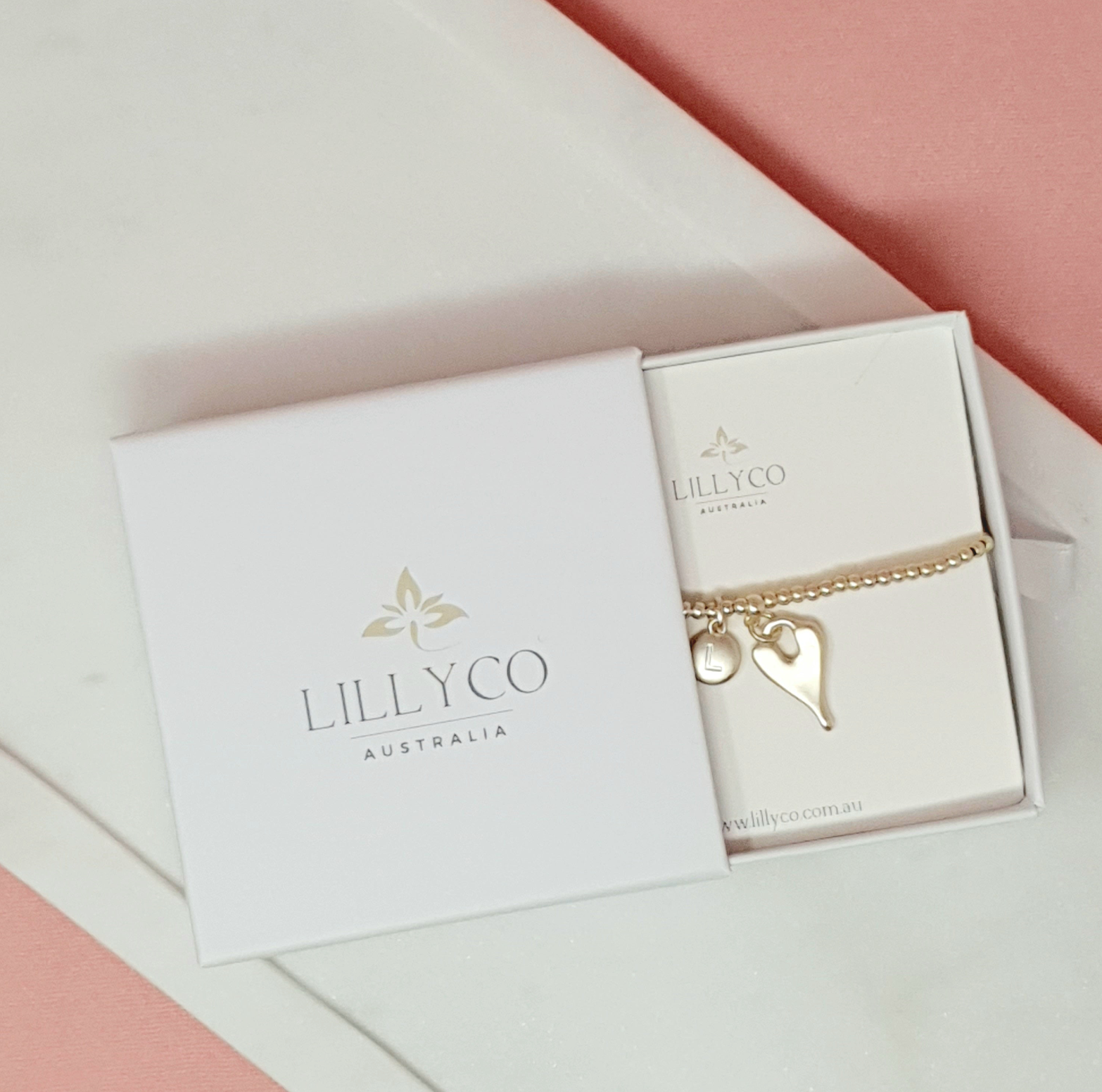 JEWELLERY GIFT BOX | Gold Matt Heart Bracelet