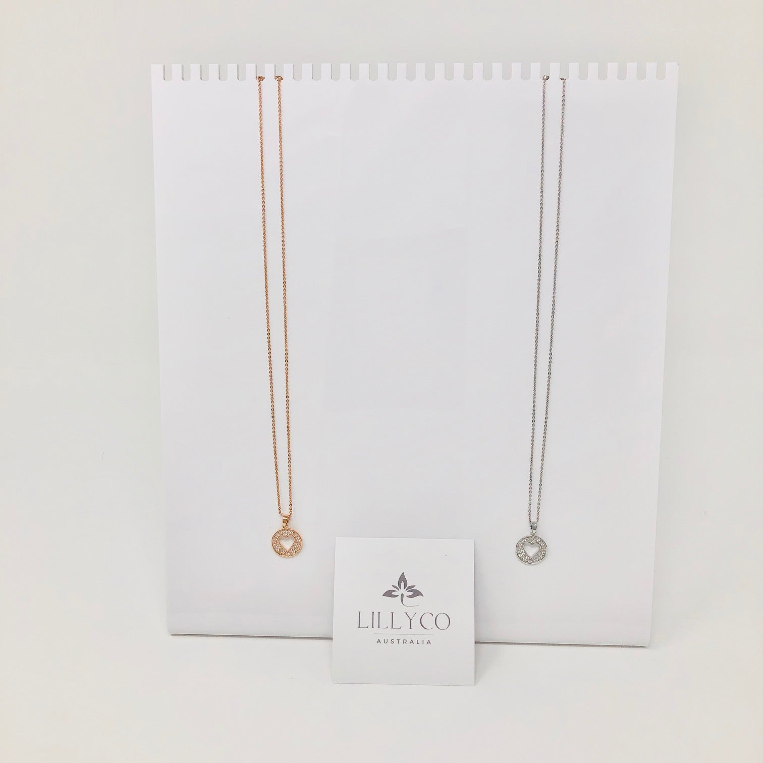 White Acrylic Short Necklace Stand | Lillyco AUSTRALIA