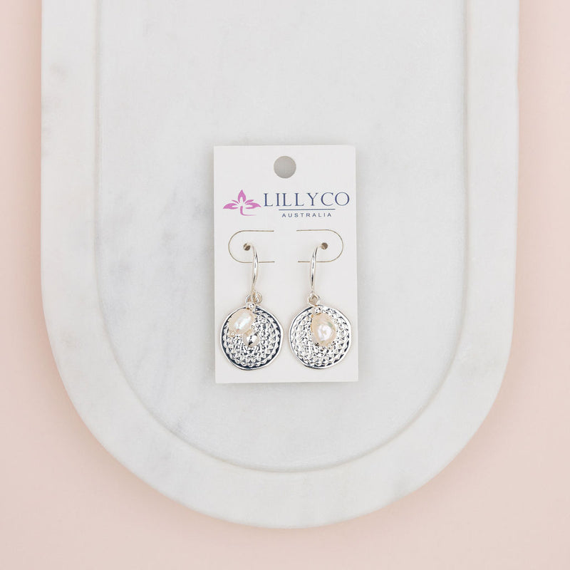 Silver Pattern Circle & Pearl Earring