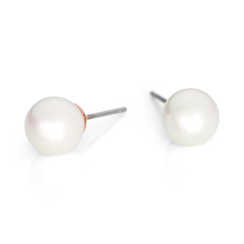 Fine | White Pearl Stud Earring