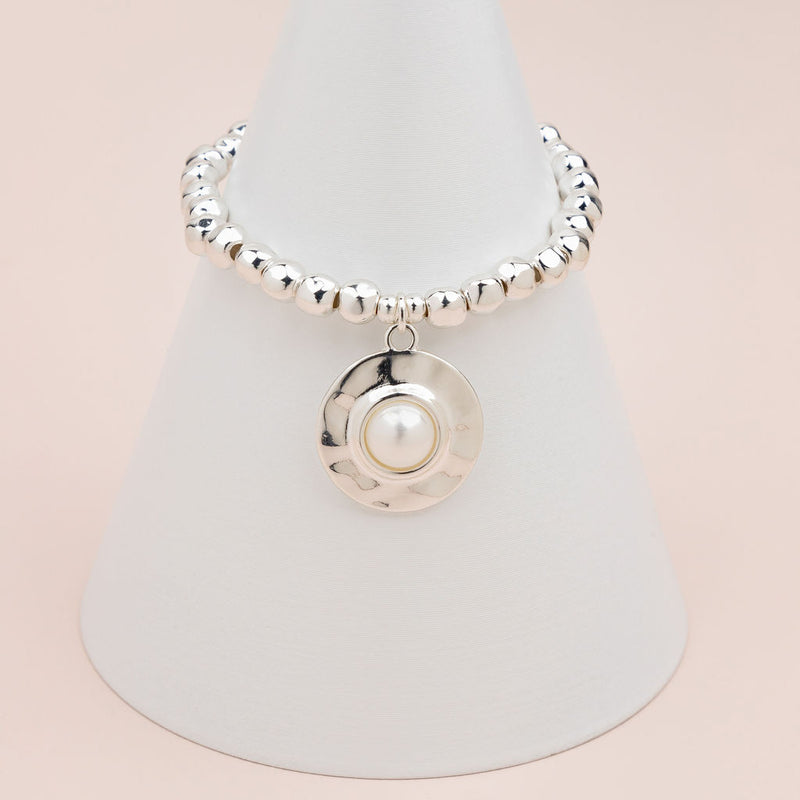 Silver Pendant With Pearl Bracelet
