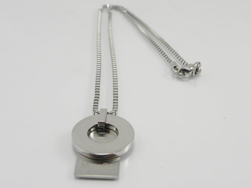 Stainless Steel Pendant and Chain Necklace